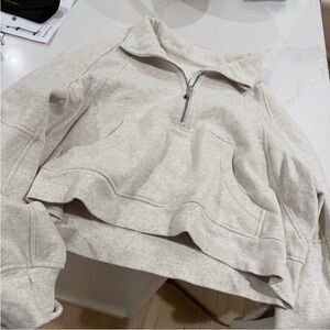 Lululemon scuba crewneck M/L